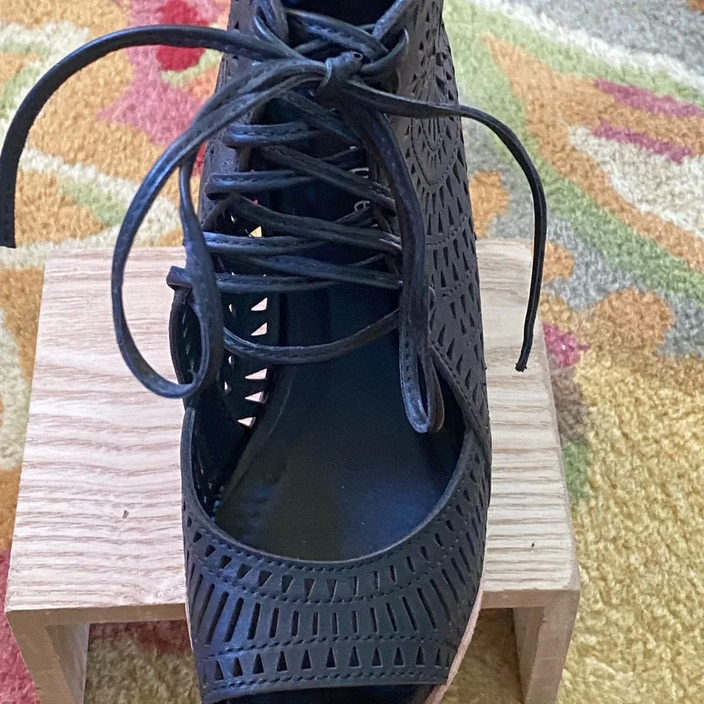 Jeffrey Campbell perforated black leather wedges size 6. - Picture 7 of 7